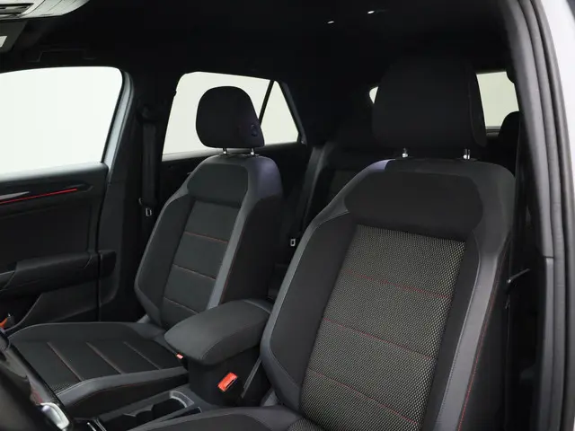 Volkswagen T-Roc 1.5TSI/150PK DSG Sport 2021 Benzine 15