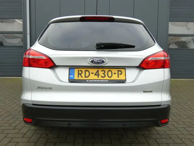 Ford Focus Wagon HELAAS VERKOCHT!!! 2017 Benzine 6