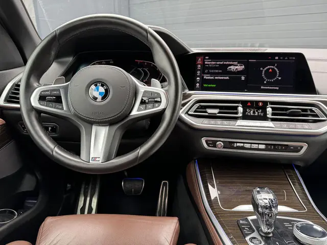 BMW X5 xDrive40i High Executive 7p. 2019 Benzine 3