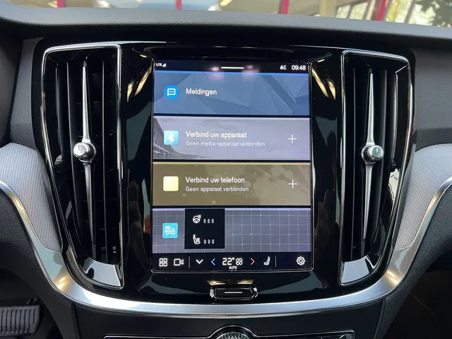 Volvo V60 2.0 B3 Plus Dark 2022 Hybride Benzine 26