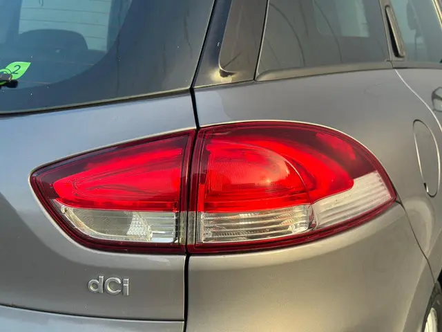 Renault Clio Estate 1.5 dCi ECO Expression 2013 Diesel 17