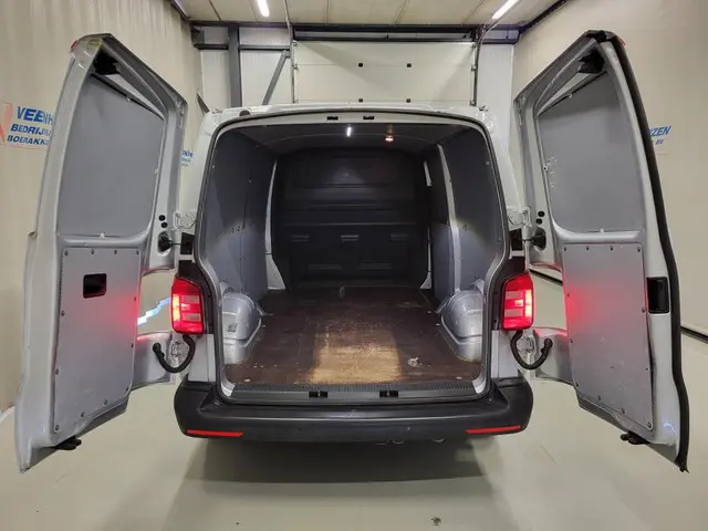 Volkswagen Transporter 2.0TDI L2/H1 Euro 6! 2017 Diesel 5