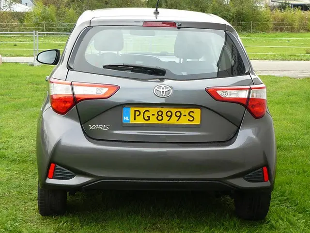 Toyota Yaris 1.5 VVT-i Comfort 2017 Benzine 4