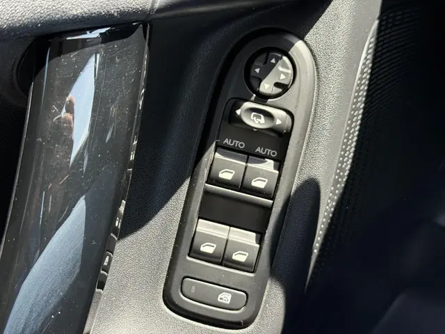 Citroën C3 1.2 PureTech Collection 2015 Benzine 21