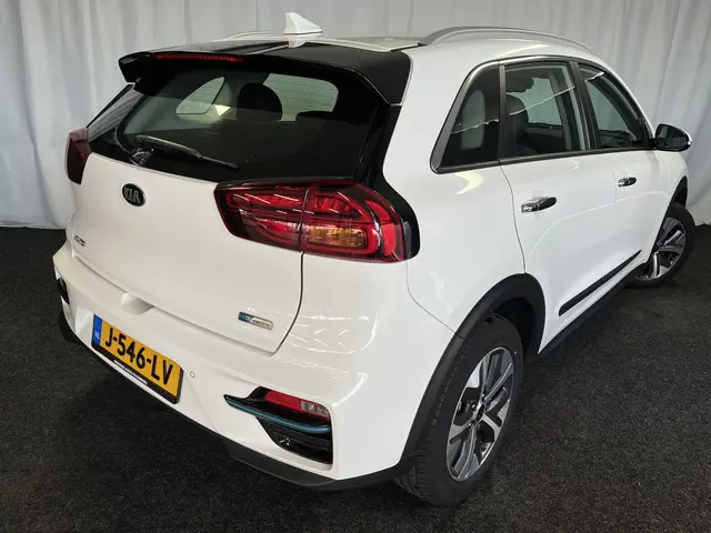 Kia e-Niro DynamicLine 64 kWh 2020 Elektrisch 3