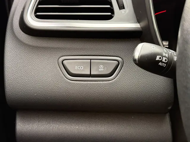 Renault Kadjar 1.2 TCe Intens 2017 Benzine 28