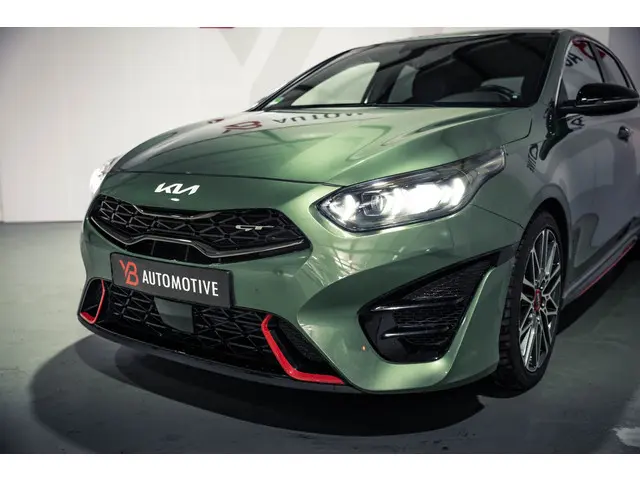 Kia Ceed 1.6 T-GDi GT 2023 Benzine 6
