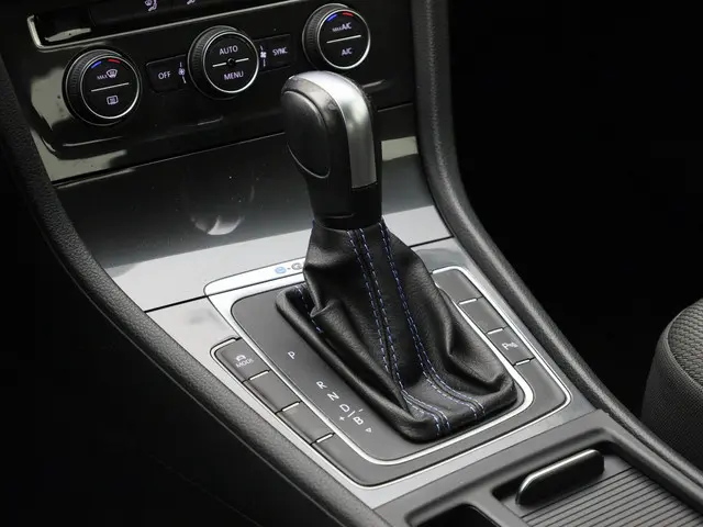 Volkswagen e-Golf E-DITION 100kW/136PK 2020 Elektrisch 14