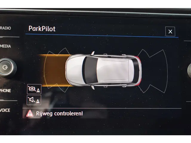 Volkswagen T-Roc 1.0 TSI Style 2018 Benzine 46
