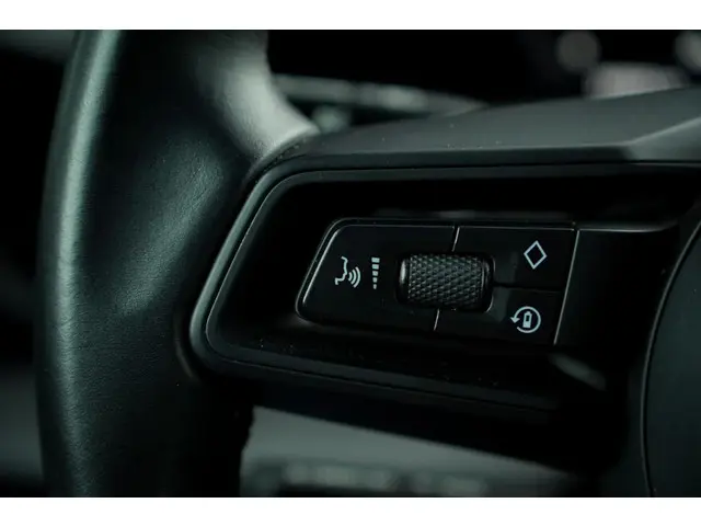 Porsche Taycan Cross Turismo 4 93 kWh 2021 Elektrisch 56