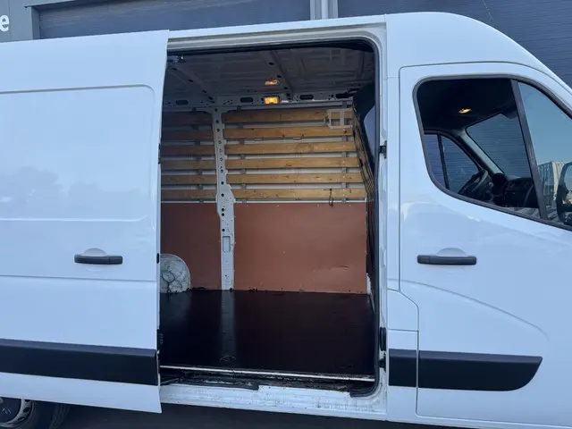 Renault Master T35 2.3 dCi L2H2 2019 Diesel 18