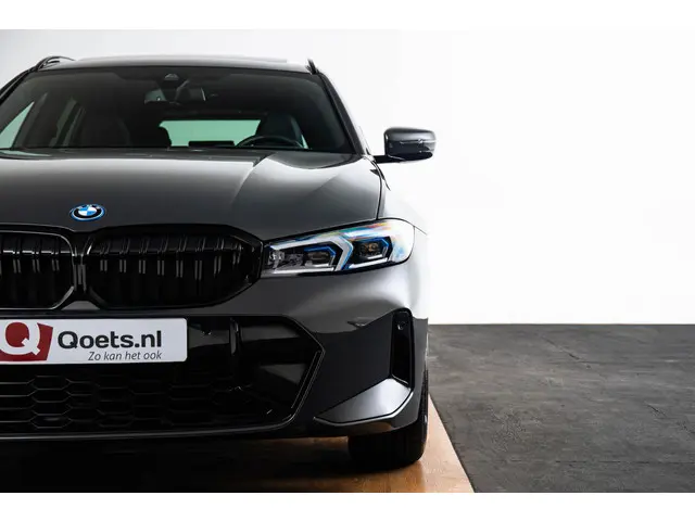 BMW 3 Serie Touring 330e 2024 Hybride Benzine 38
