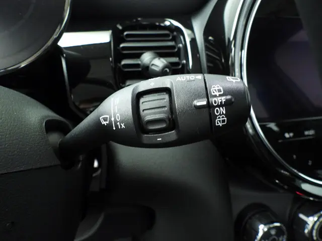 MINI 5-Deurs 1.5 One 2021 Benzine 23