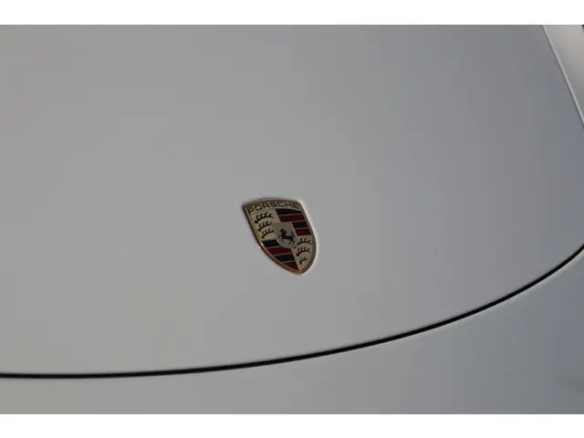 Porsche 911 3.0 CARRERA 4S PDK *BTW* 2017 Benzine 78
