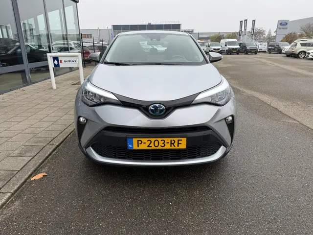Toyota C-HR 1.8 Hybrid Dynamic 2022 Hybride Benzine 4