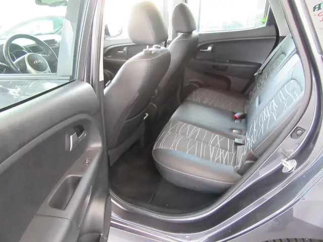Kia Venga 1,6 automaat 2018 Benzine 8