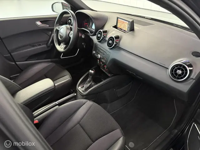 Audi A1 Sportback 1.4 TFSI Pro Line S 2012 Benzine 18