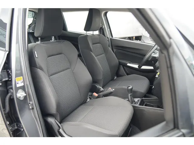Suzuki Swift 1.2 Comfort Smart Hybrid 2021 Benzine 11
