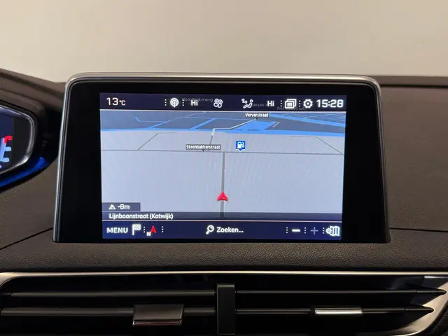 Peugeot 3008 1.2 PureTech GT Line 2020 Benzine 27