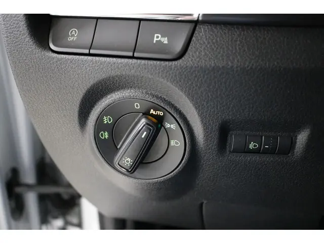 Škoda Fabia Combi 1.0 TSI Sport Business 2020 Benzine 16