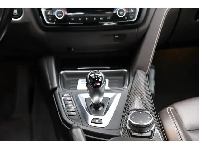 BMW M4 4-serie Coupé Competition 2017 Benzine 48