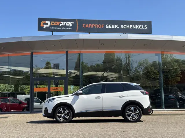 Peugeot 3008 1.2 PureTech Allure Automaat 2017 Benzine 12