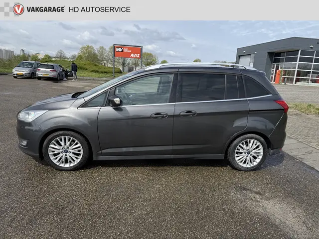 Ford Grand C-Max 1.0 Titanium 2015 Benzine 2