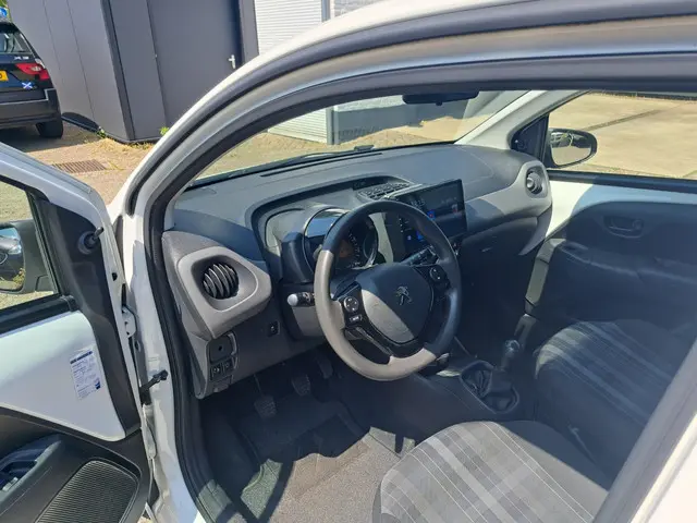 Peugeot 108 1.0 e-VTi Active 2019 Benzine 6