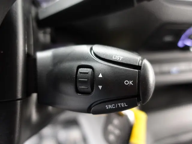Peugeot Expert 100pk L2H1 Premium 2022 Diesel 16