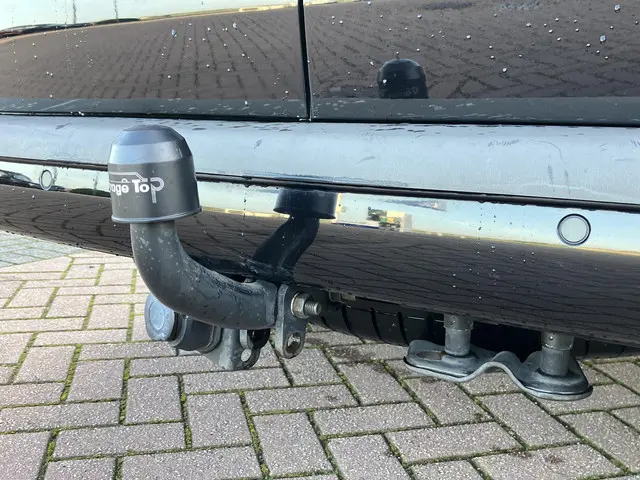 Volkswagen Transporter 2.0 TDI L2H1 DC 2015 Diesel 17