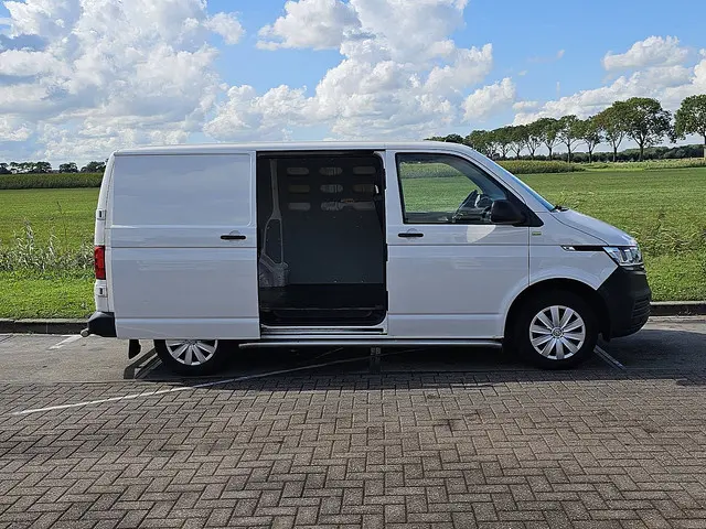 Volkswagen Transporter 2.0 TDI 2021 Diesel 12