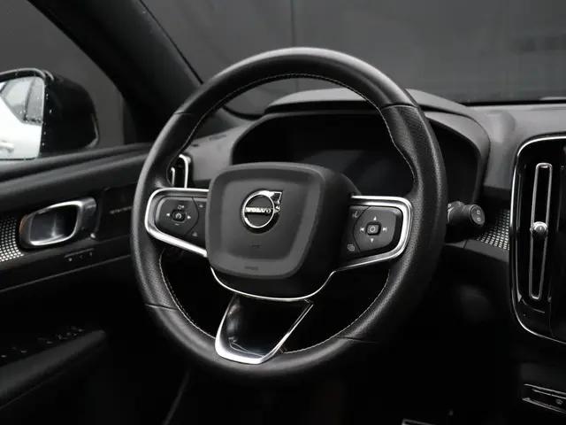 Volvo XC40 Recharge P8 AWD R-Design 2020 Elektrisch 26