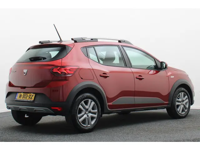 Dacia Sandero Stepway 1.0 TCe 90 Comfort 2021 Benzine 19