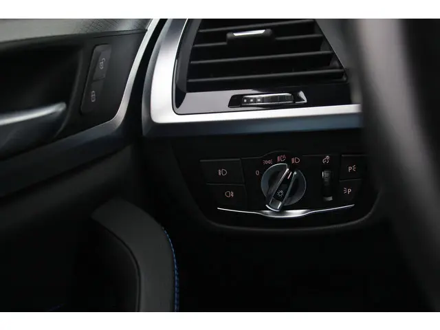 BMW X3 xDrive20i 2019 Benzine 29