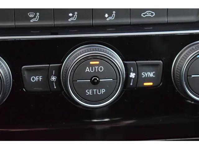 Volkswagen Golf 1.4 TSI Automaat Highline 2013 Benzine 23