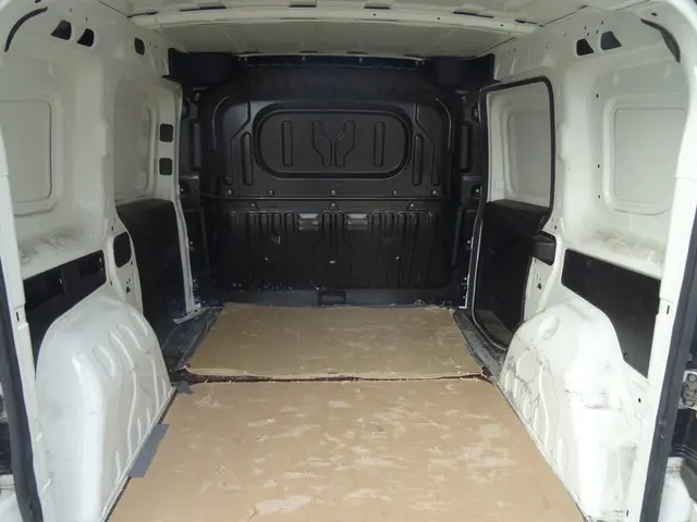 Fiat Doblò Cargo 1.3 MJ L1H1 Actual 2015 Diesel 10