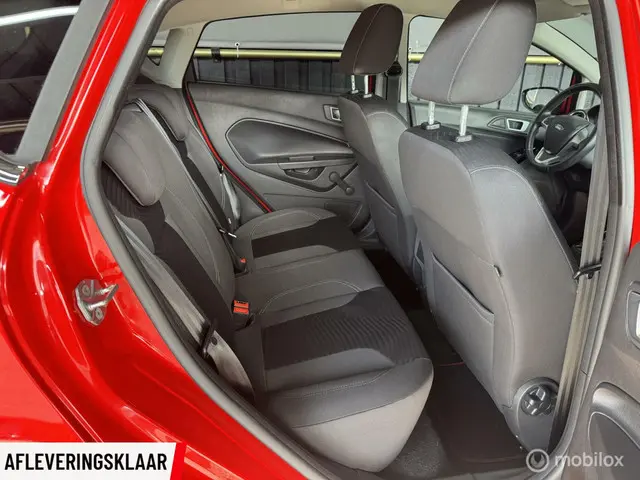 Ford Fiesta 1.6 Ti-VCT Titanium Automaat 2013 Benzine 19