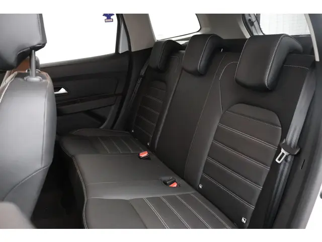 Dacia Duster TCe 130 Prestige 2018 Benzine 12