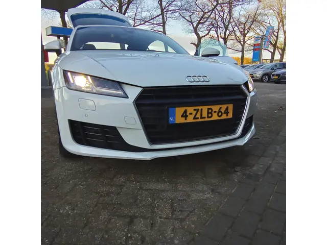 Audi TT 3