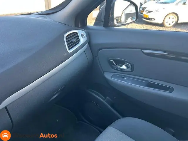 Renault Grand Scénic 1.2 TCe Bose 2016 Benzine 17