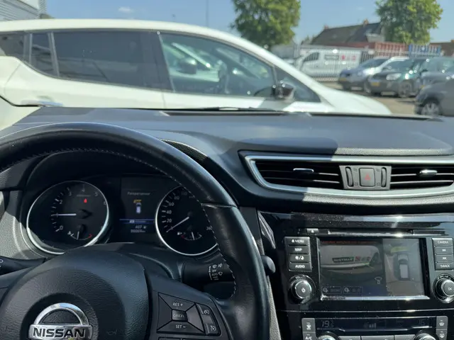 Nissan QASHQAI NISSAN Tekna Design 2019 Benzine 34
