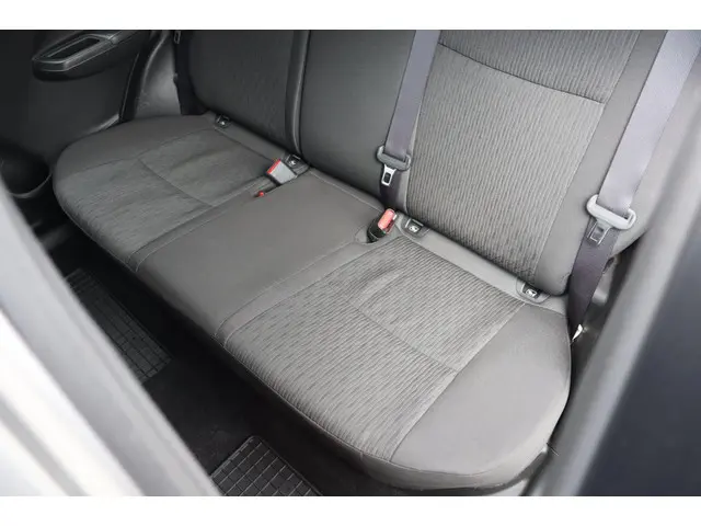 Suzuki Baleno 1.2 Exclusive, Trekhaak. 2017 Benzine 16