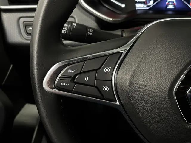 Renault Clio 1.0 TCe Intens 2021 Benzine 19