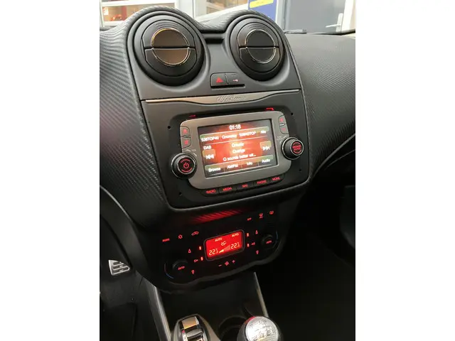 Alfa Romeo MiTo 0.9 TwinAir Esclusivo 2014 Benzine 19