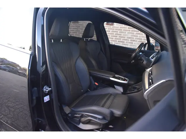 BMW 2 Serie Active Tourer 218i 2022 Benzine 40