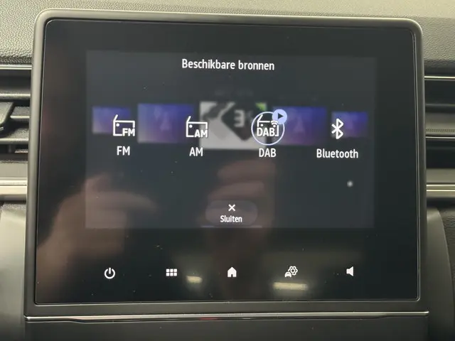 Renault Captur 1.3 TCe 140 Intens 2021 Benzine 35