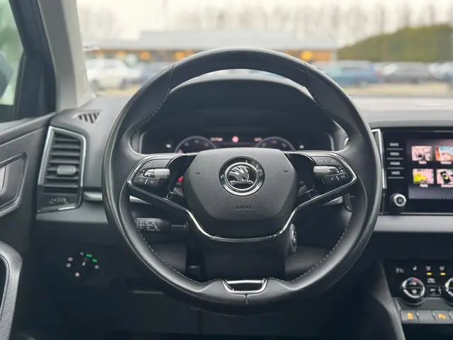 Škoda Karoq 1.0 TSI Business Edition 2022 Benzine 15