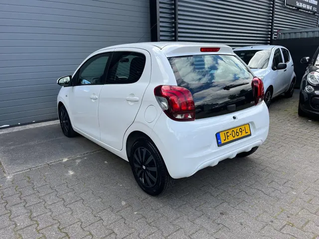 Peugeot 108 1.0 e-VTi Active AIRCO 2016 Benzine 3