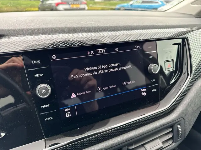 Volkswagen Taigo 1.0 TSI Life Business 2023 Benzine 17