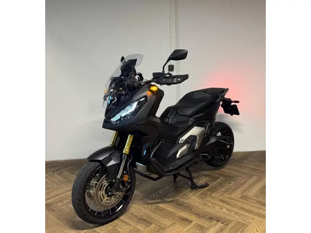 Honda NC 750 Scooter X-ADV KEYLESS LED 2022 Benzine 12